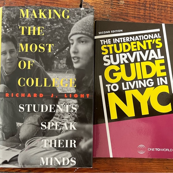 Official GRE collection (book) - Picture 2 of 2